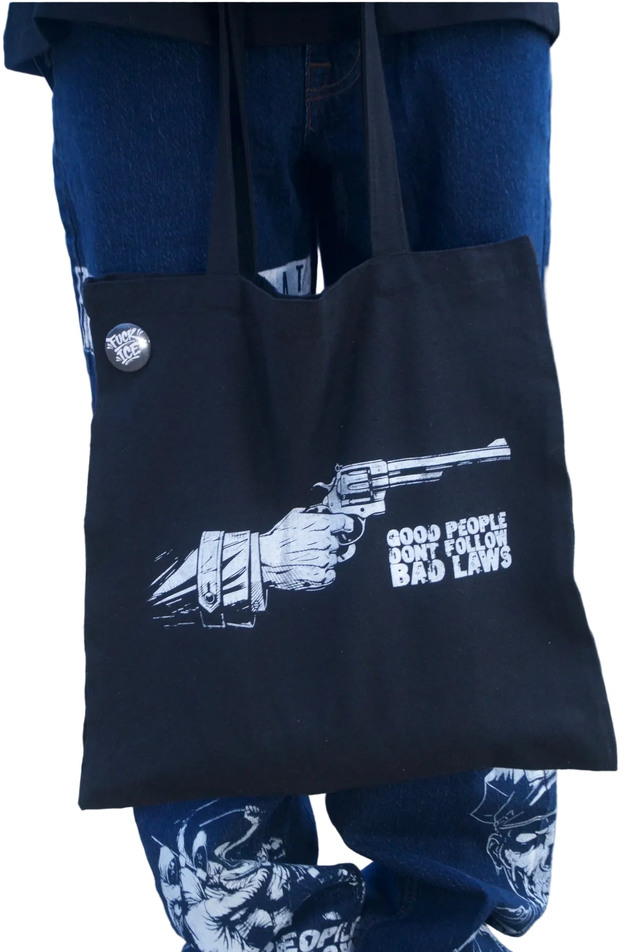 Gunslinger Tote Bag
